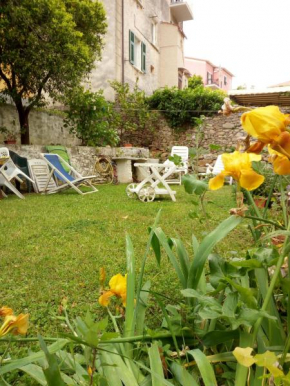 Casa di Lerici con giardino